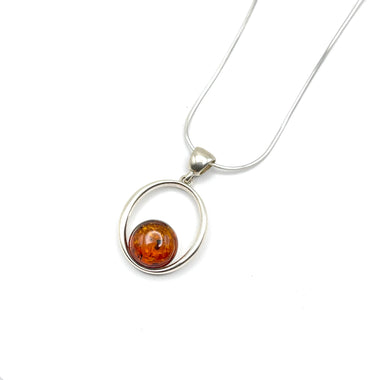 Round Baltic Amber Pendant in Sterling Silver Strand - 102